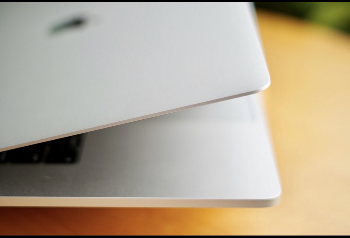 MacBook Pro 15INCH 2017 TOUCHBAR