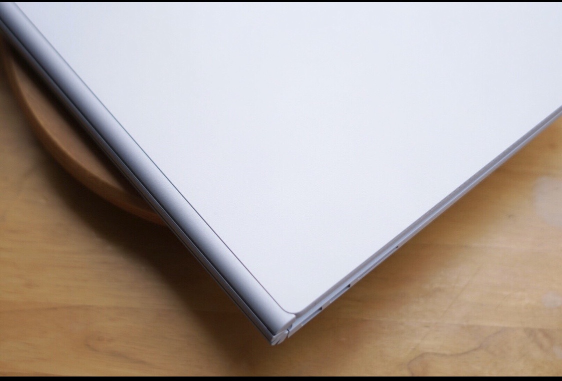 SURFACE BOOK 1